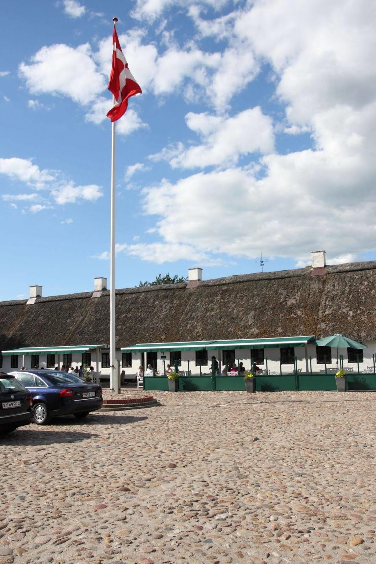 Hovborg Kro Exterior photo