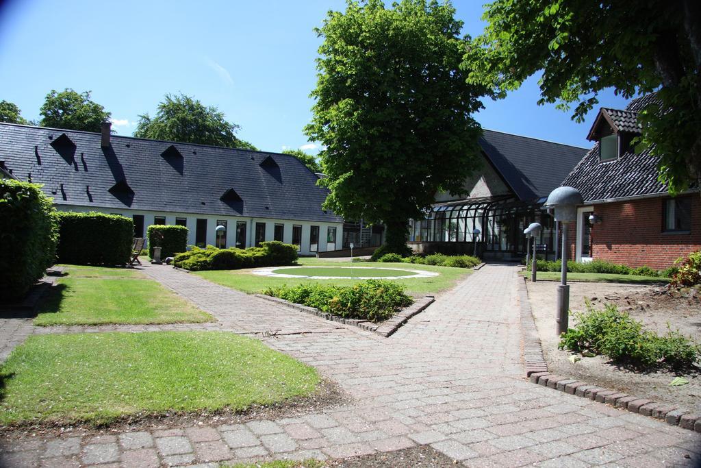 Hovborg Kro Exterior photo